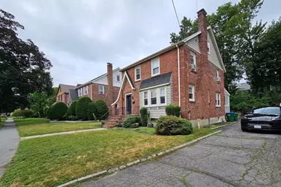 25 Essex St, Medford, MA 02155 - Photo 29