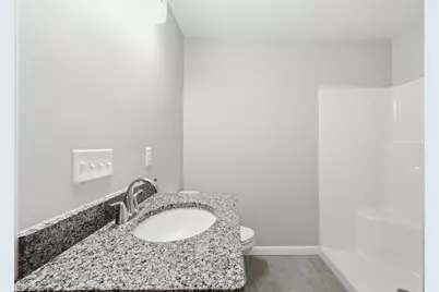 71 Pine St #B, Warren, MA 01083 - Photo 15