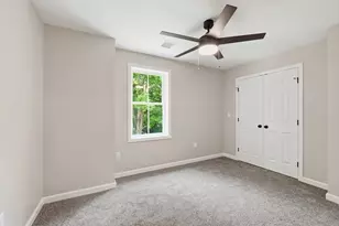 71 Pine St, Warren, MA 01083 - Photo 15