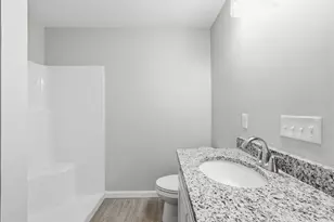71 Pine St, Warren, MA 01083 - Photo 17