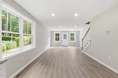 71 Pine St #B, Warren, MA 01083 - Photo 5