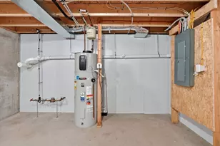 71 Pine St, Warren, MA 01083 - Photo 21