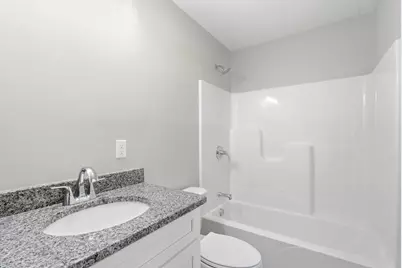 71 Pine St #B, Warren, MA 01083 - Photo 11