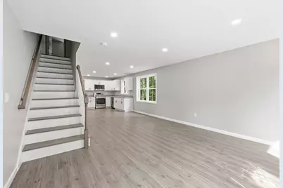 71 Pine St #B, Warren, MA 01083 - Photo 9