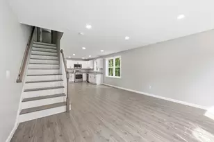 71 Pine St, Warren, MA 01083 - Photo 9