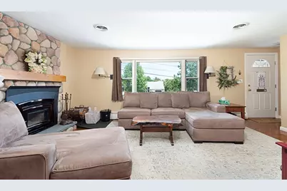 23 Mary Ann Dr, Worcester, MA 01606 - Photo 9