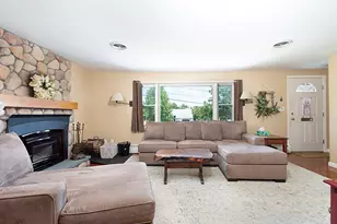 23 Mary Ann Dr, Worcester, MA 01606 - Photo 9