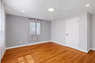 7 Fabens St, Saugus, MA 01906 - Photo 13