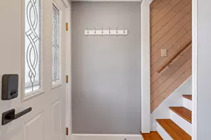 7 Fabens St, Saugus, MA 01906 - Photo 17
