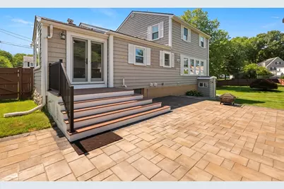 7 Fabens St, Saugus, MA 01906 - Photo 41