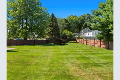 7 Fabens St, Saugus, MA 01906 - Photo 39