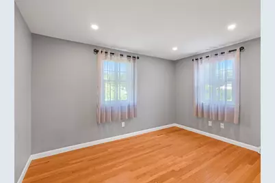 7 Fabens St, Saugus, MA 01906 - Photo 25