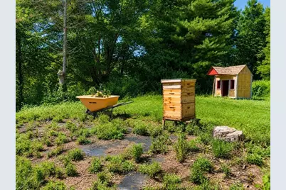 36 E Brookfield Rd, North Brookfield, MA 01535 - Photo 23