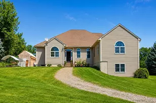 36 E Brookfield Rd, North Brookfield, MA 01535 - Photo 1