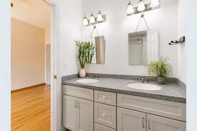 36 E Brookfield Rd, North Brookfield, MA 01535 - Photo 13