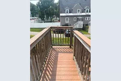 110 Eighteenth Street #2nd Fl, Lowell, MA 01850 - Photo 5