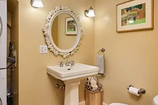 25 Woodbridge St, South Hadley, MA 01075 - Photo 17