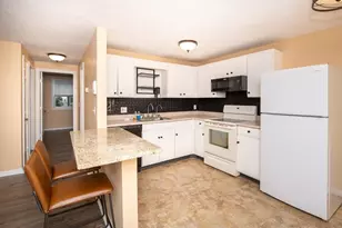 1585 Braley Rd, New Bedford, MA 02745 - Photo 15