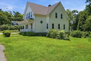 74 Wareham St, Middleborough, MA 02346 - Photo 3