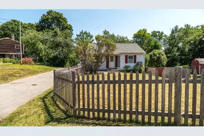 141 Cherry Street, Gloucester, MA 01930 - Photo 3