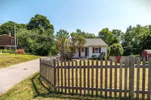 141 Cherry St, Gloucester, MA 01930 - Photo 3