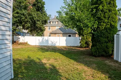 130 Littleton St, Springfield, MA 01104 - Photo 33