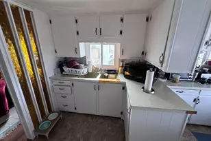 4 Ethel Ave, Marlborough, MA 01752 - Photo 7