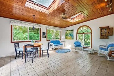 1374 Plumtree Rd, Springfield, MA 01119 - Photo 13