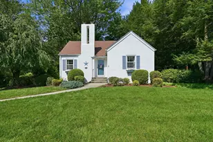 1374 Plumtree Rd, Springfield, MA 01119 - Photo 1