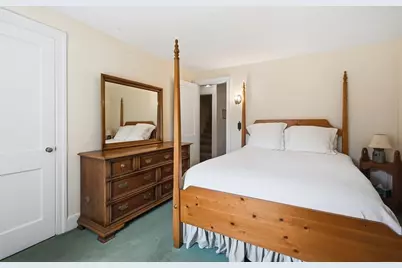 1374 Plumtree Rd, Springfield, MA 01119 - Photo 17