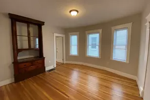 22 Melbourne St, Boston, MA 02121 - Photo 5