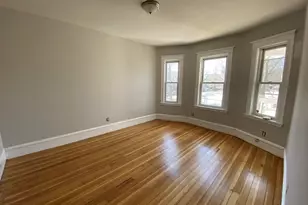 22 Melbourne St, Boston, MA 02121 - Photo 11