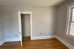 22 Melbourne St, Boston, MA 02121 - Photo 9