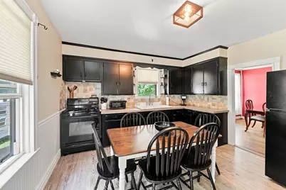 42-44 Pine St, Northbridge, MA 01588 - Photo 11