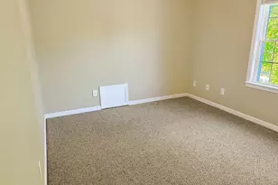 239 Union St, Franklin, MA 02038 - Photo 9