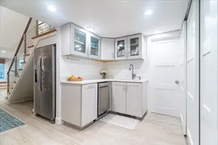 83 Appleton St, Boston, MA 02116 - Photo 11