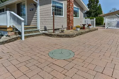 6 Robinhood Rd, Wareham, MA 02571 - Photo 5