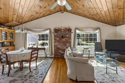 6 Robinhood Rd, Wareham, MA 02571 - Photo 11