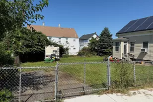 15 Allen St, Fall River, MA 02724 - Photo 9