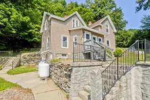 15 Bridge St, Monson, MA 01057 - Photo 21