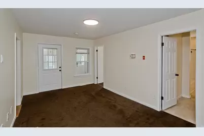 15 Bridge St, Monson, MA 01057 - Photo 7