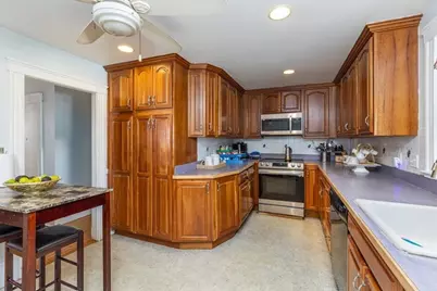 43 Brockton Ave, Haverhill, MA 01830 - Photo 5