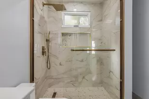 197 Oakland Ave, Methuen, MA 01844 - Photo 11