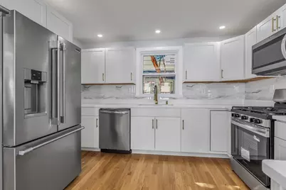 197 Oakland Ave, Methuen, MA 01844 - Photo 17