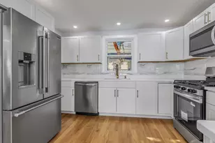 197 Oakland Ave, Methuen, MA 01844 - Photo 17
