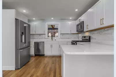 197 Oakland Ave, Methuen, MA 01844 - Photo 15