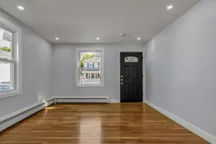 197 Oakland Ave, Methuen, MA 01844 - Photo 3