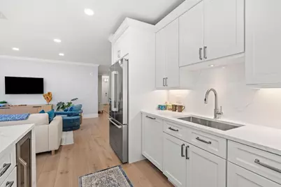 16 Franklin Street #1402, Salem, MA 01970 - Photo 5