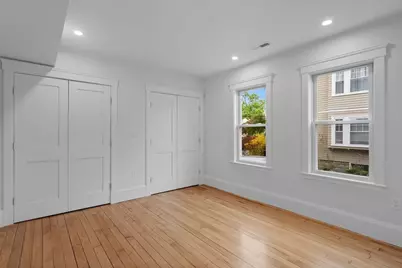 35 Farragut Ave #35, Medford, MA 02155 - Photo 11
