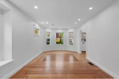 35 Farragut Ave #35, Medford, MA 02155 - Photo 9